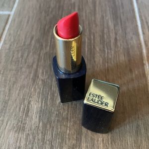 SUPER SEXY Estée Lauder Pure Color Envy Lipstick/Rogue. #330 Namedropper.